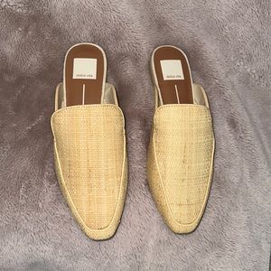 Dolce Vita Halee Mule raffia Size 7